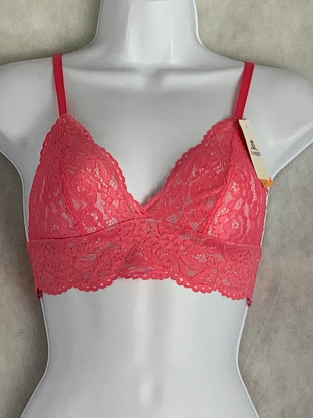 b.tempt'd by Wacoal Women's Ciao Bella Lace Bralette, Camellia Rose Pink, Small